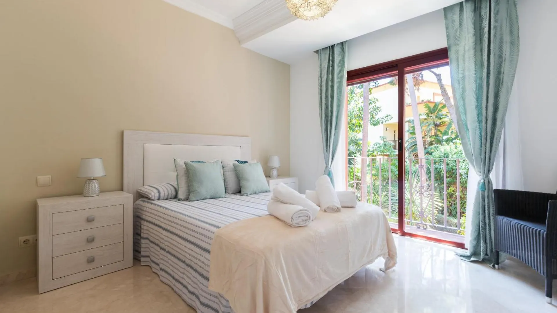 Apart Jardines De Don Carlos Apartment Marbella