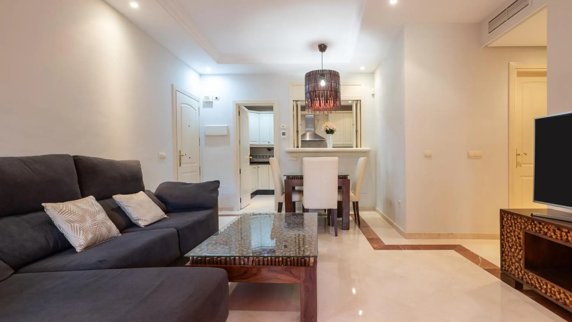 Apart Jardines De Don Carlos Apartment Marbella Spain