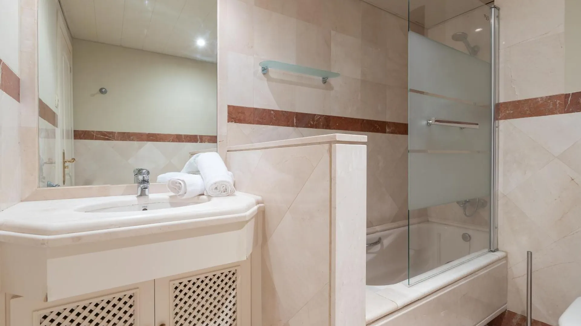 Apart Jardines De Don Carlos Apartment Marbella