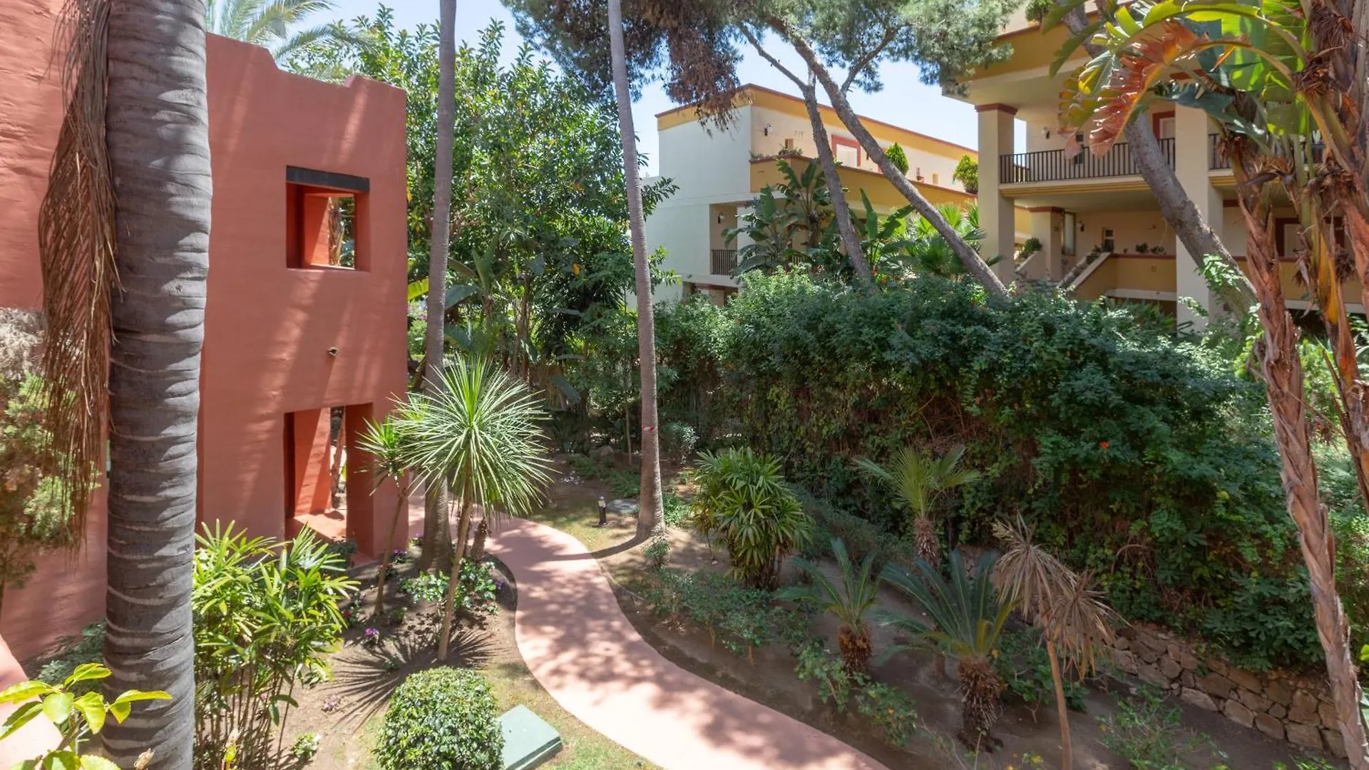 Apart Jardines De Don Carlos Apartment Marbella
