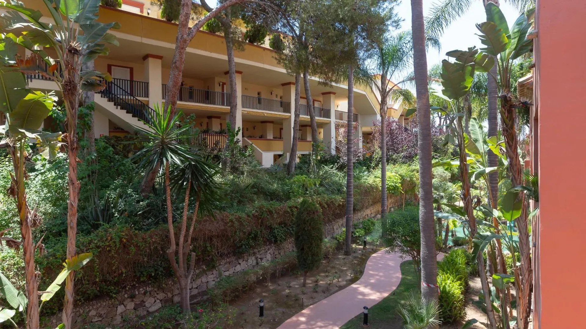 Apart Jardines De Don Carlos Apartment Marbella